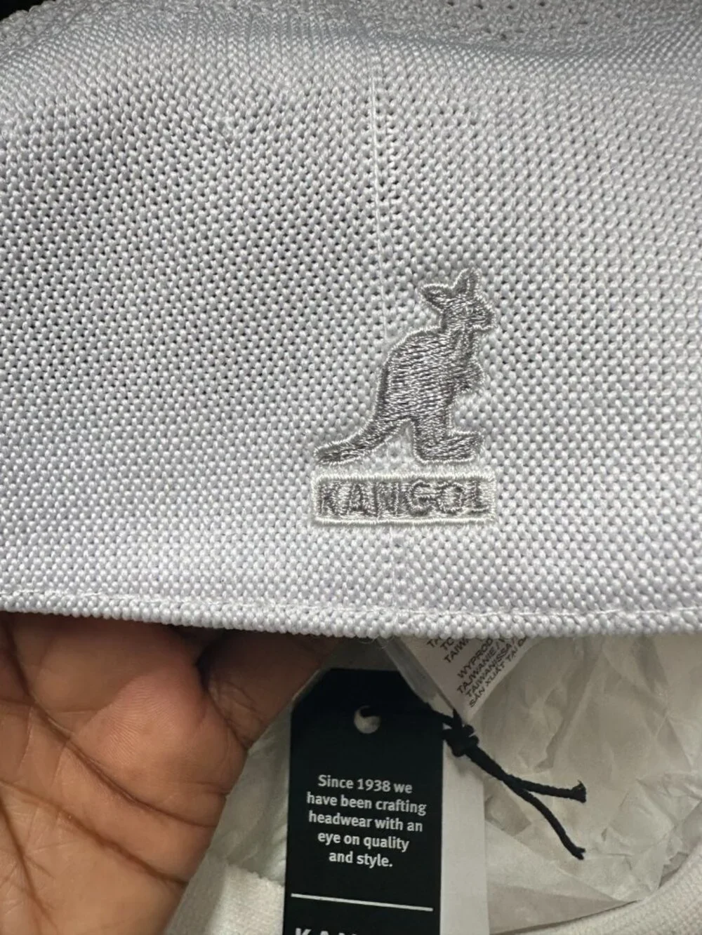 Kangol Hat Mens 2XL White XXL Tropic 504 Ventair Hip Hop Rap 80s 90s Streetwear